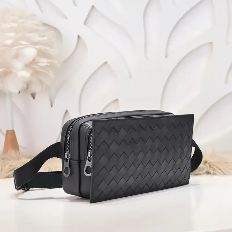 bo*te*ga Ve*ne*ta bags 2401ya0017