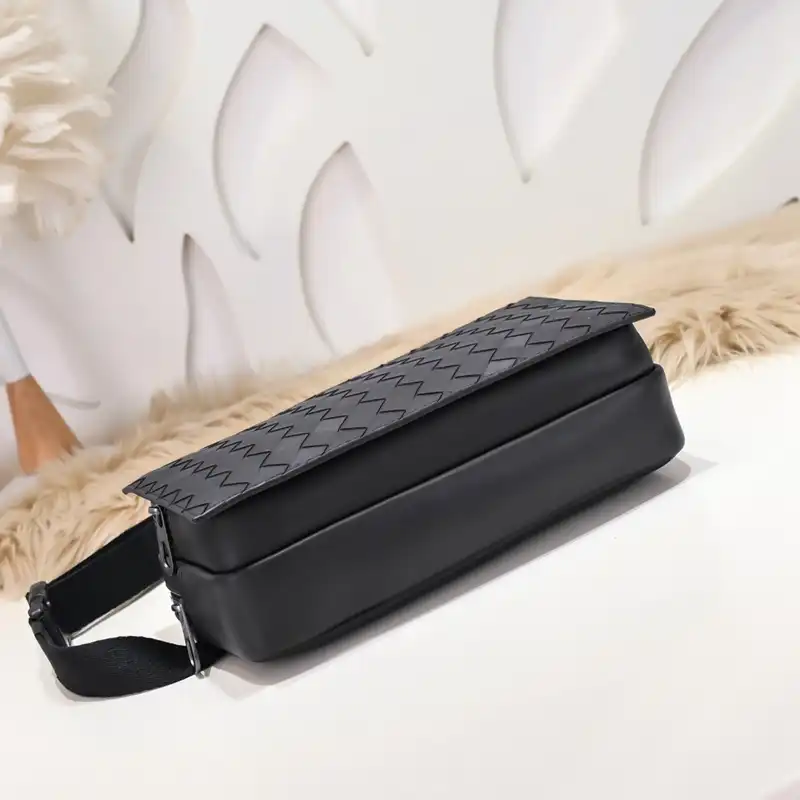 bo*te*ga Ve*ne*ta bags 2401ya0017