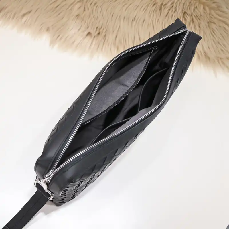 bo*te*ga Ve*ne*ta bags 2401ya0018