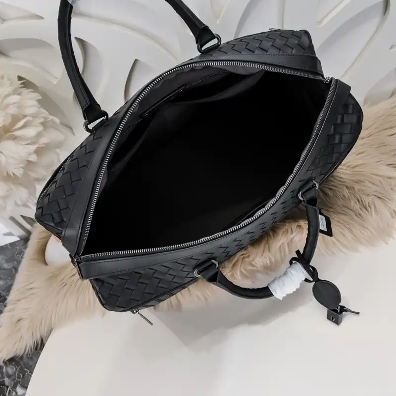 bo*te*ga Ve*ne*ta bags 2401ya0101