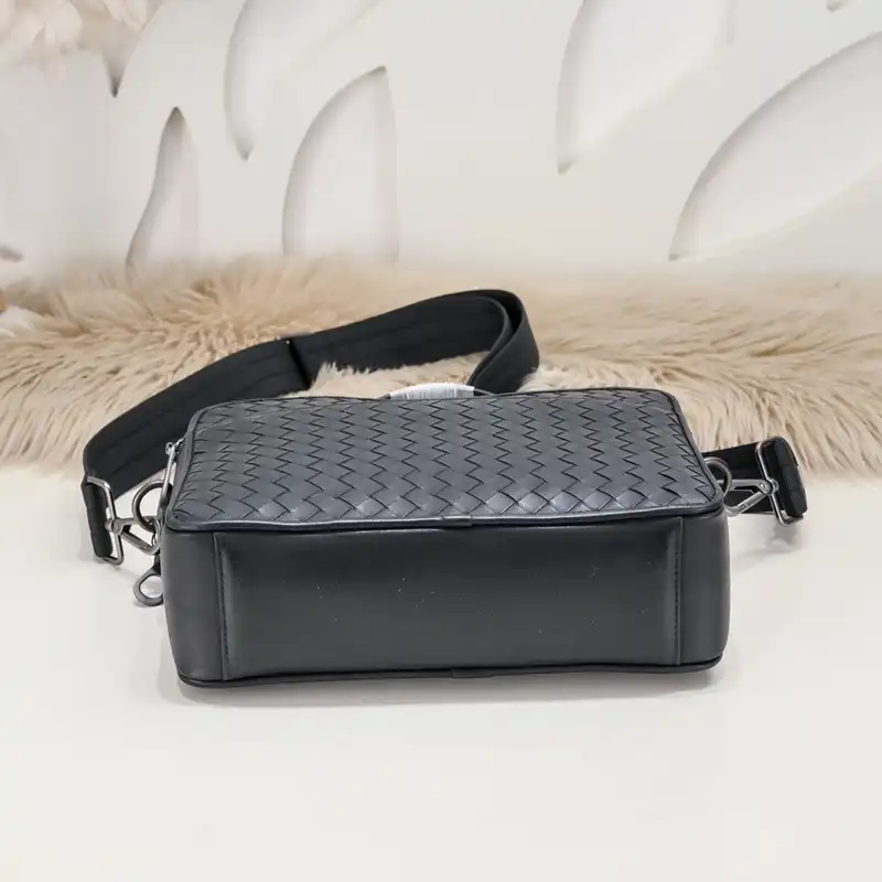 bo*te*ga Ve*ne*ta bags 2401ya0106