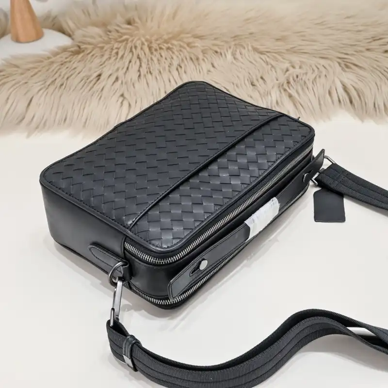 bo*te*ga Ve*ne*ta bags 2401ya0106