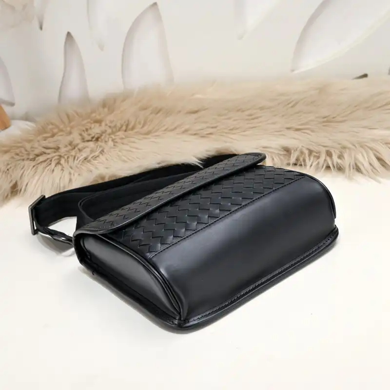 bo*te*ga Ve*ne*ta bags 2401ya0110