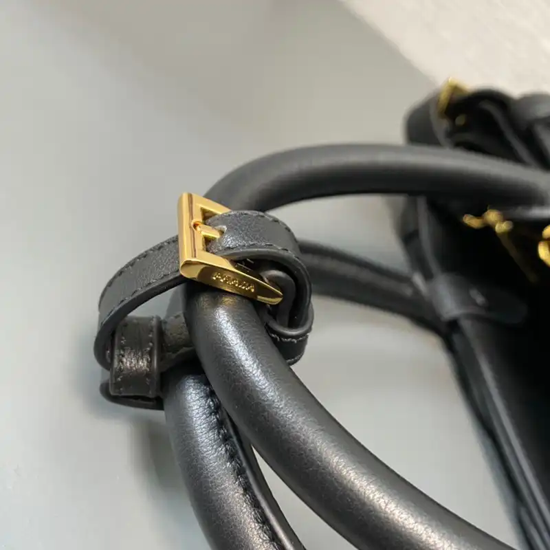 Pra*a bags 2401ya0173