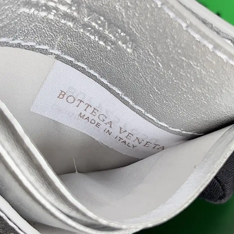 bo*te*ga Ve*ne*ta bags 2401ya0201