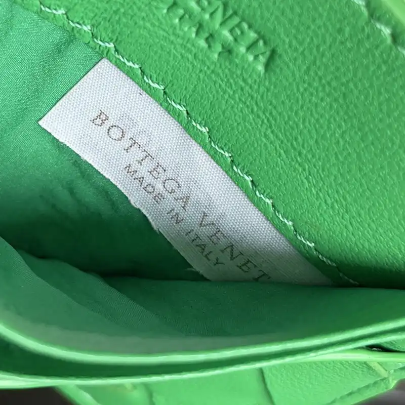 bo*te*ga Ve*ne*ta bags 2401ya0206