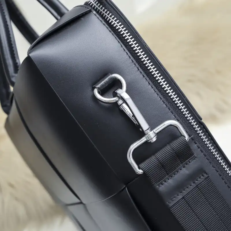 bo*te*ga Ve*ne*ta bags 2406ya0001