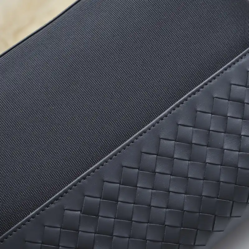 bo*te*ga Ve*ne*ta bags 2406ya0003