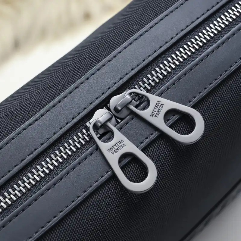 bo*te*ga Ve*ne*ta bags 2406ya0004