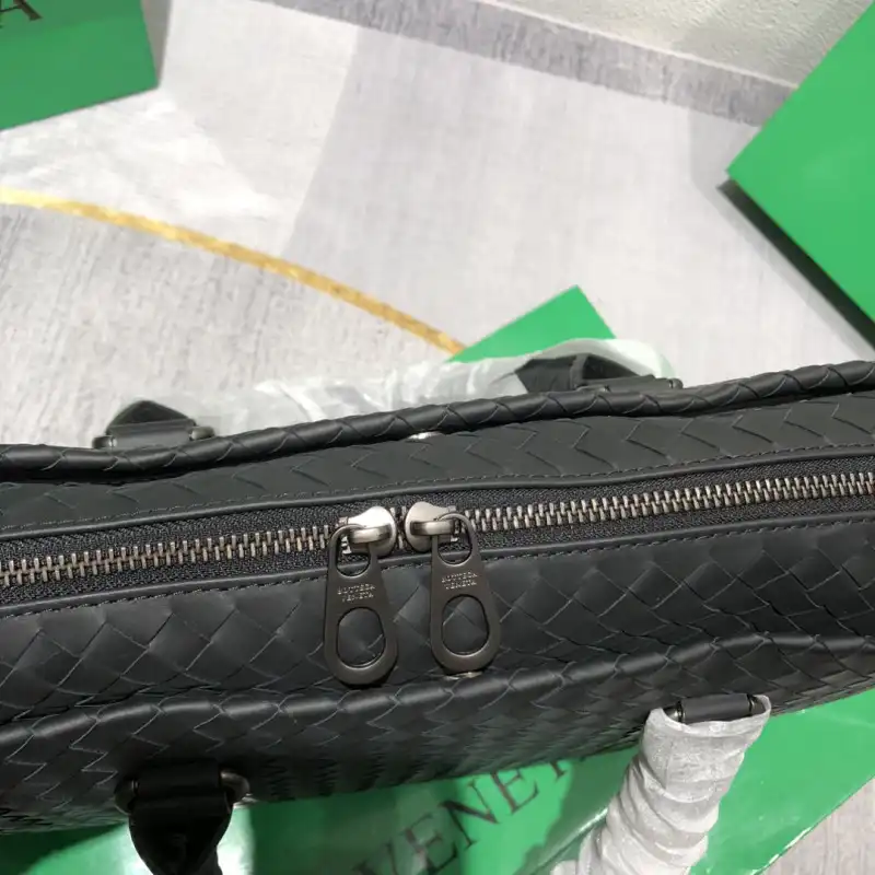 bo*te*ga Ve*ne*ta bags 2406ya0019