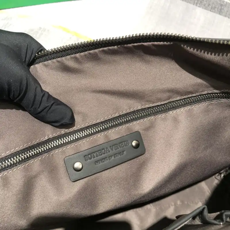 bo*te*ga Ve*ne*ta bags 2406ya0019