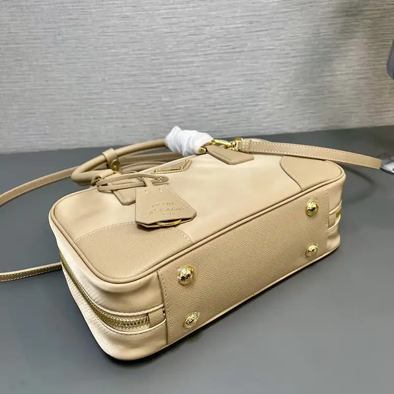 Pra*a bags 2406ya0079