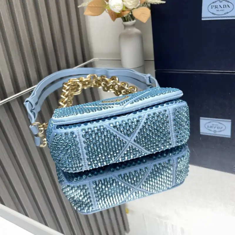 Pra*a bags 2406ya0084