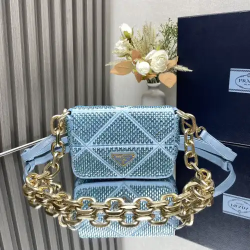 Pra*a bags 2406ya0084