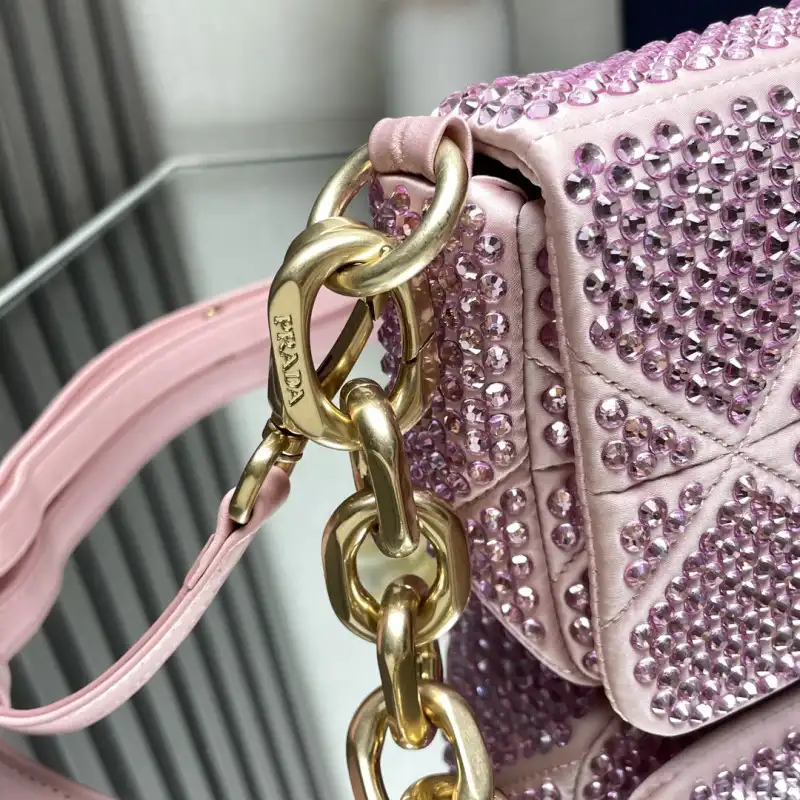 Pra*a bags 2406ya0086