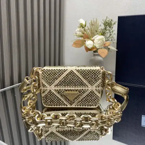 Pra*a bags 2406ya0087