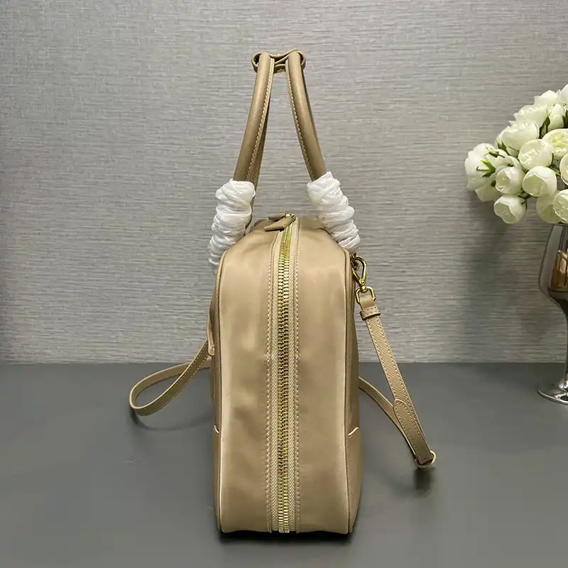 Pra*a bags 2406ya0111