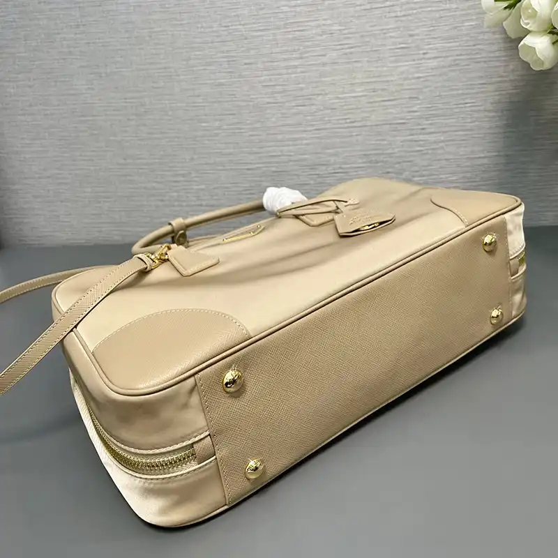 Pra*a bags 2406ya0111