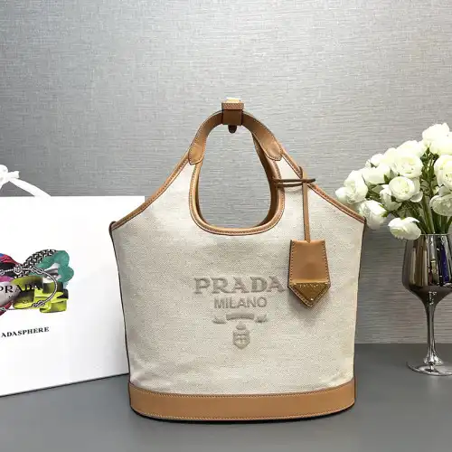 Pra*a bags 2406ya0166