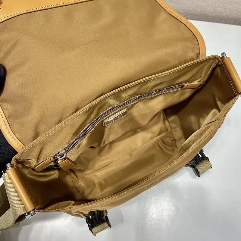 Pra*a bags 2407yz0055