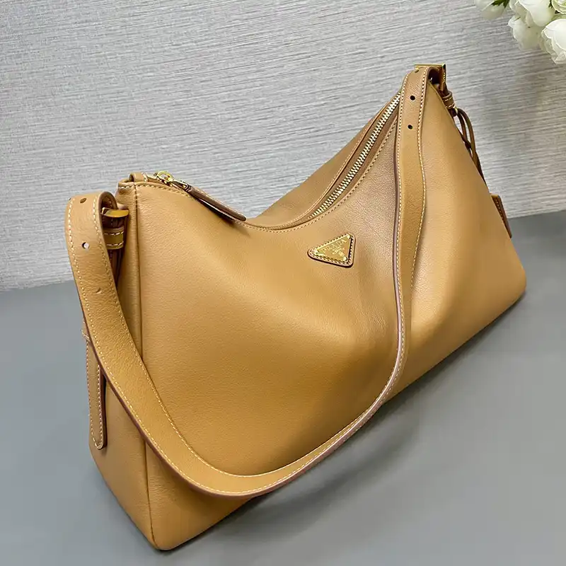 Pra*a bags 2407yz0072