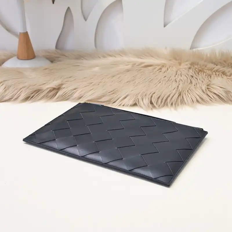 bo*te*ga Ve*ne*ta bags 2408ya0153