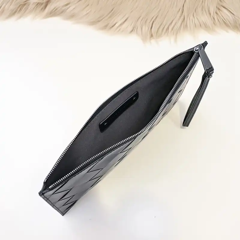 bo*te*ga Ve*ne*ta bags 2408ya0153