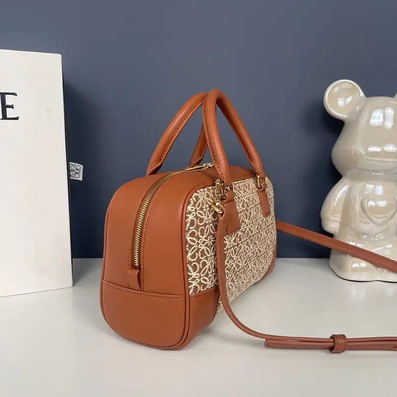 L0ew* bags 2408ya0218