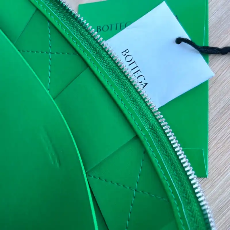 bo*te*ga Ve*ne*ta bags 2409sf0013