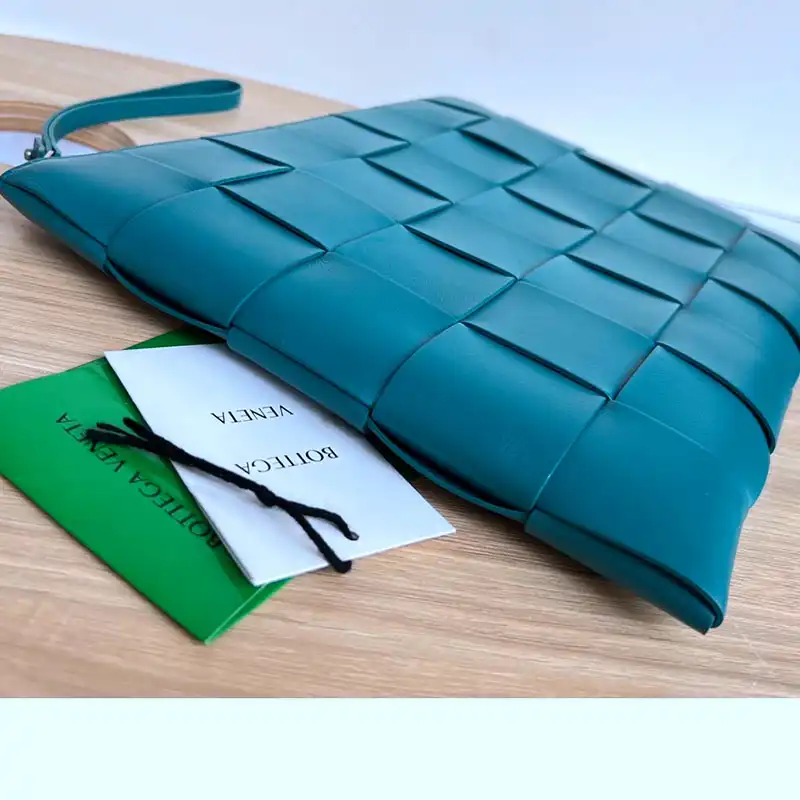 bo*te*ga Ve*ne*ta bags 2409sf0015