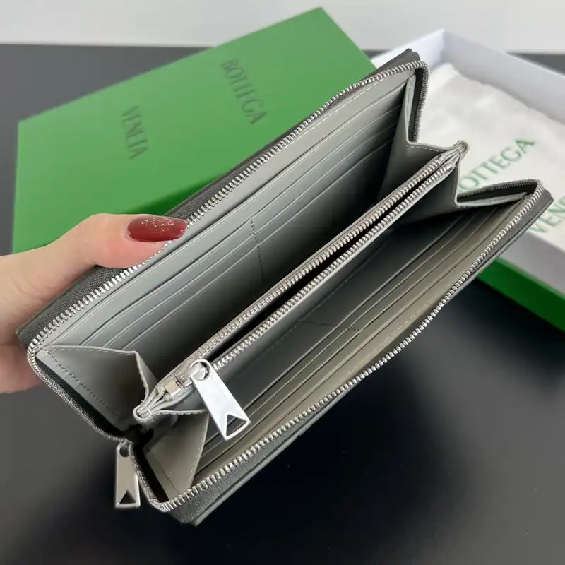 bo*te*ga Ve*ne*ta bags 2409sf0022