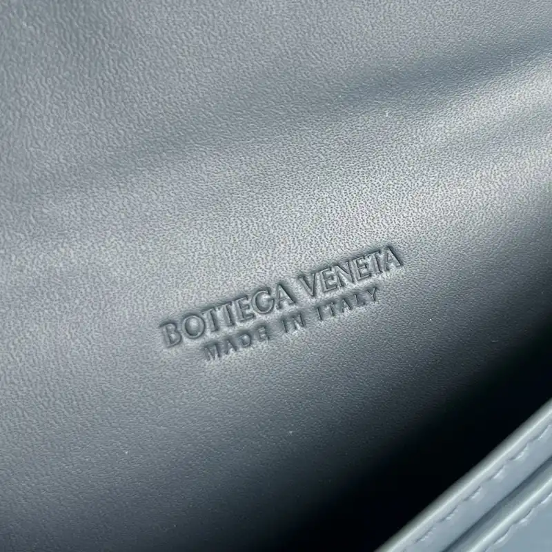 bo*te*ga Ve*ne*ta bags 2409sf0121