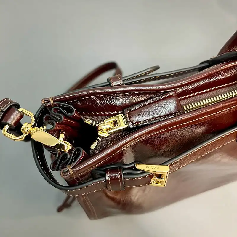 Pra*a bags 2409ya0008