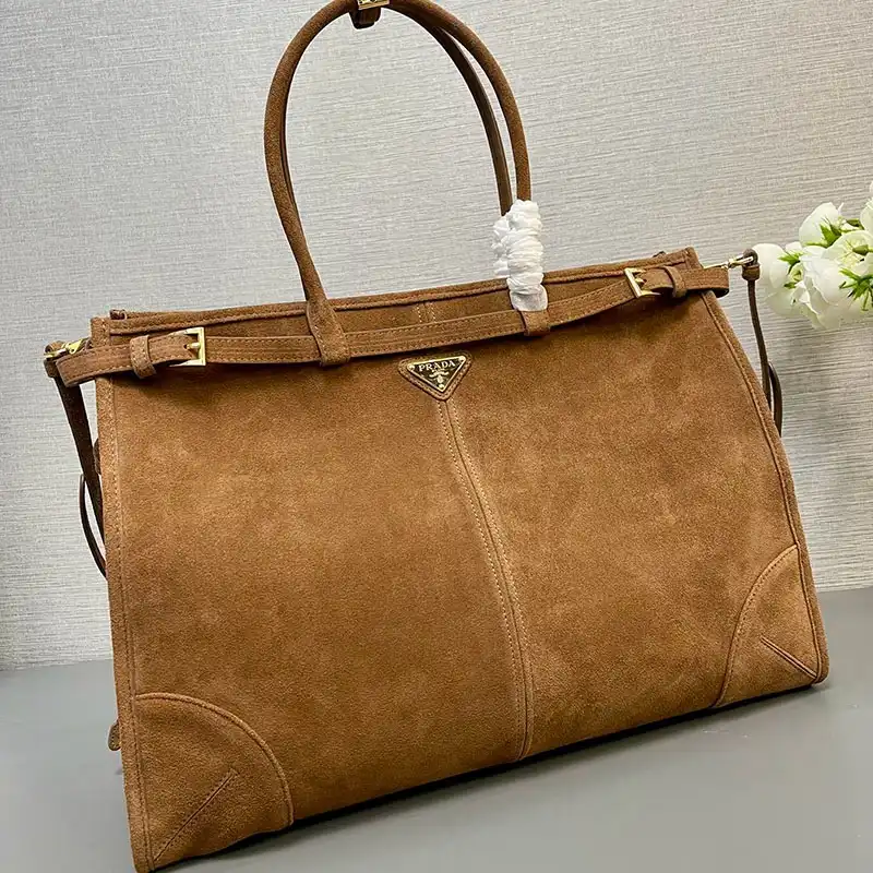 Pra*a bags 2409ya0017