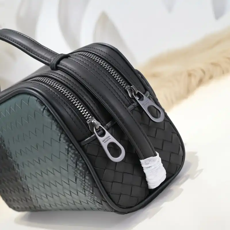 bo*te*ga Ve*ne*ta bags 2409ya0040