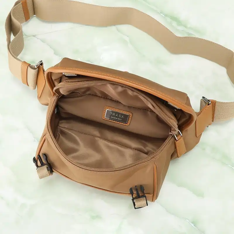 Pra*a bags 2409ya0049