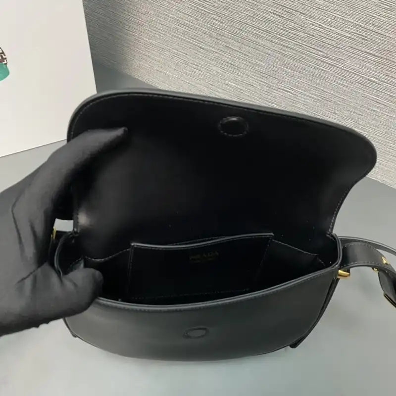 Pra*a bags 2409ya0134