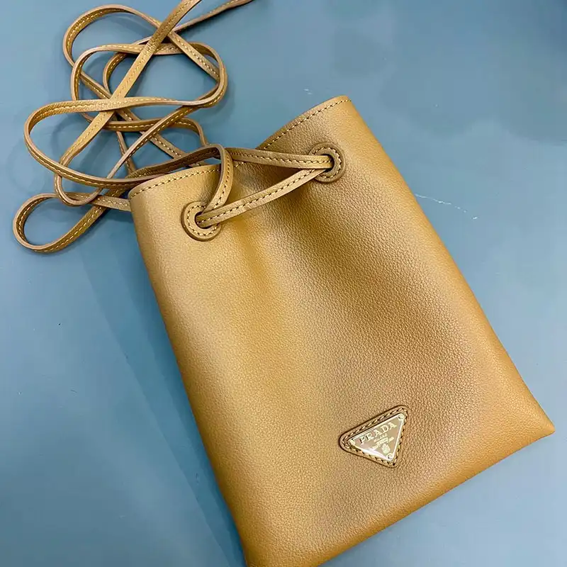 Pra*a bags 2410ya0095