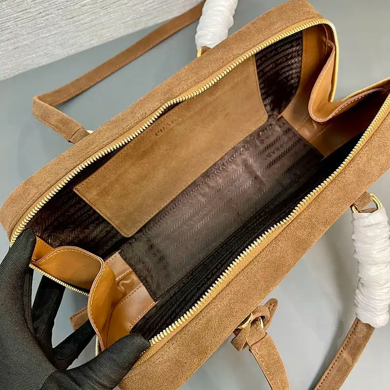 Pra*a bags 2410ya0102