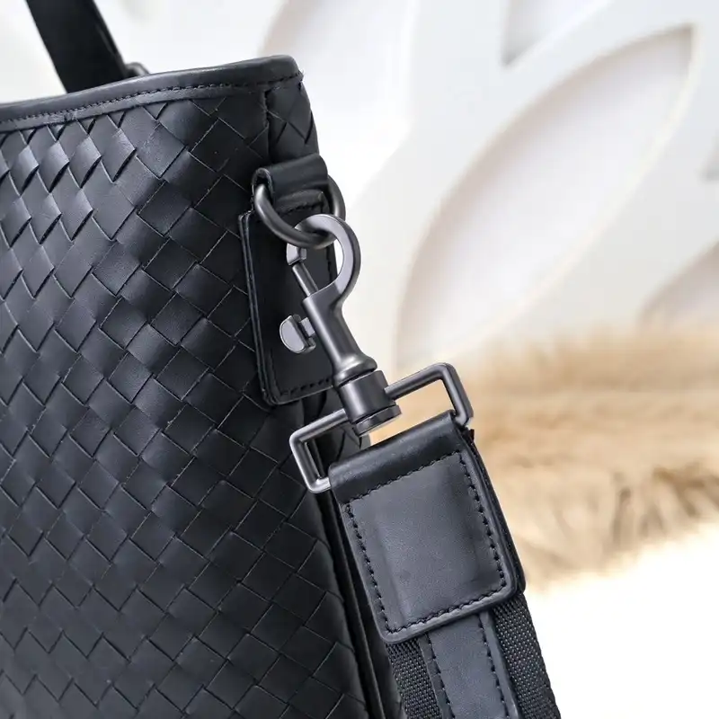 bo*te*ga Ve*ne*ta bags 2410ya0185