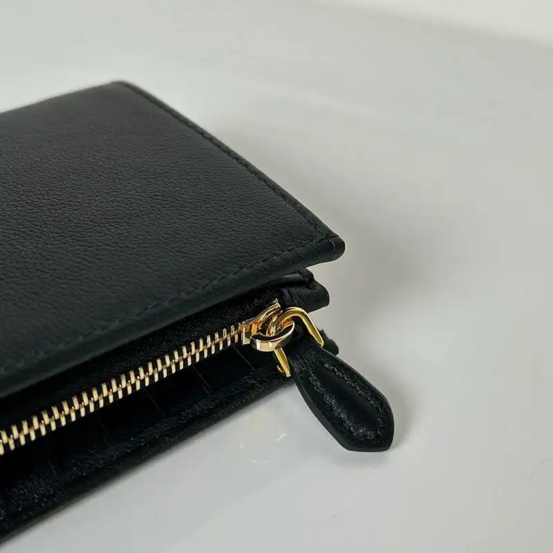 Pra*a bags 2411ya0011