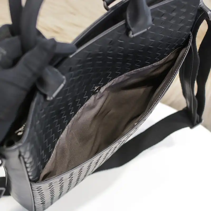 bo*te*ga Ve*ne*ta bags 2411ya0043