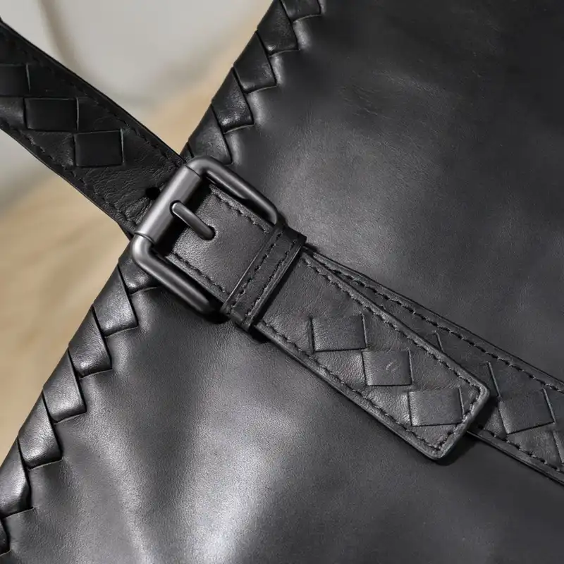 bo*te*ga Ve*ne*ta bags 2411ya0050