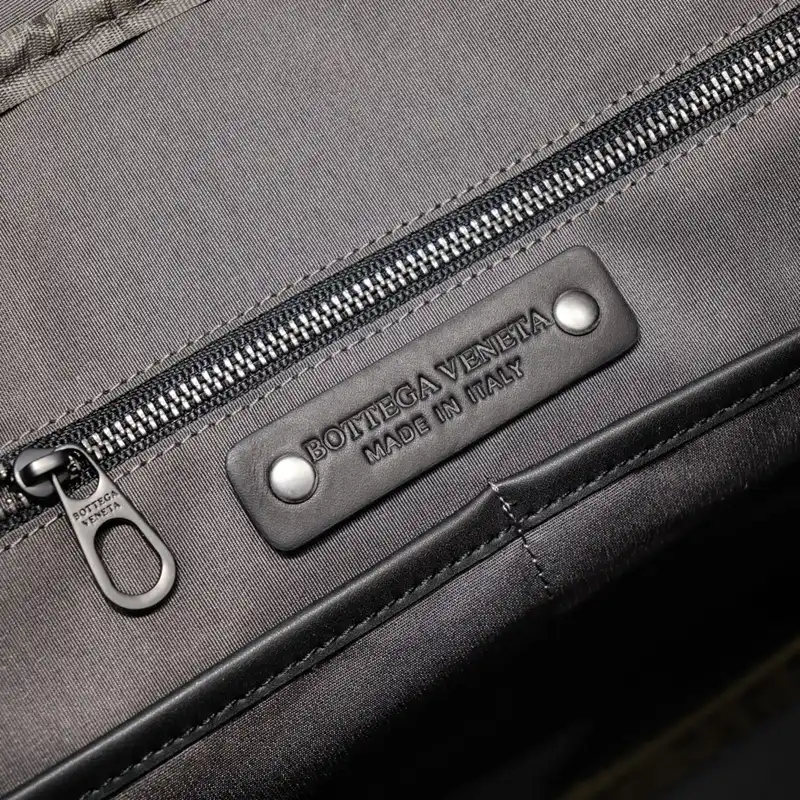 bo*te*ga Ve*ne*ta bags 2411ya0057