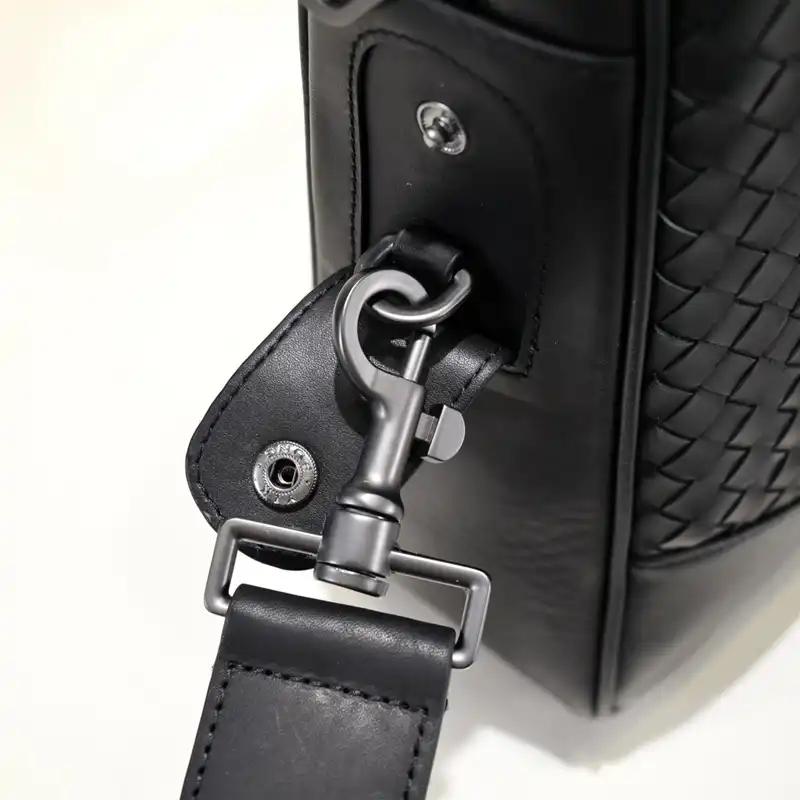 bo*te*ga Ve*ne*ta bags 2411ya0058