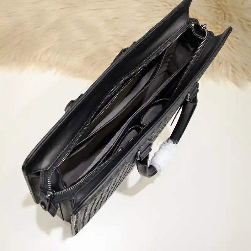 bo*te*ga Ve*ne*ta bags 2411ya0060