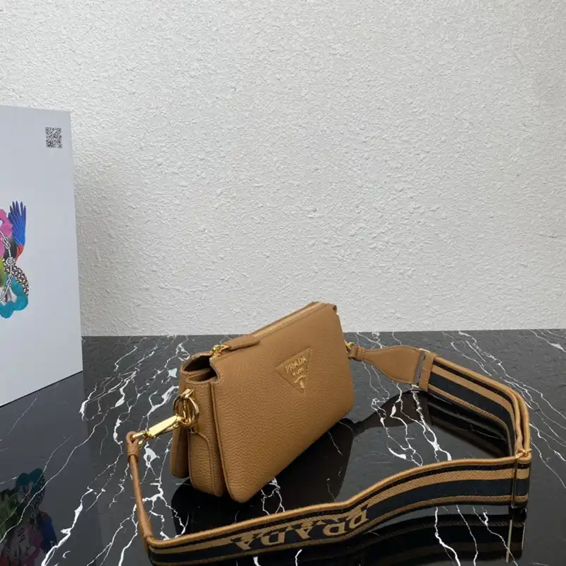 Pra*a bags 2411ya0112