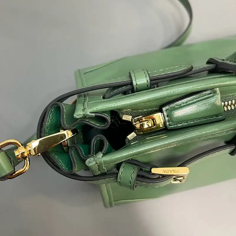 Pra*a bags 2411ya0151