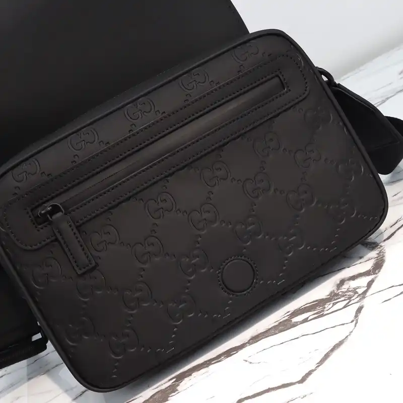 G*u*i bags 2411ya0201