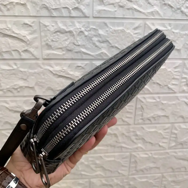 bo*te*ga Ve*ne*ta bag 20ya11044